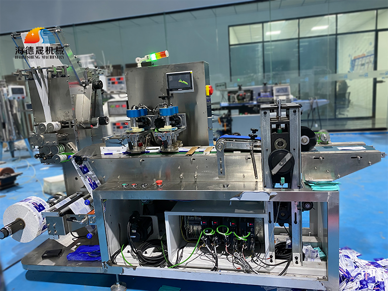 單片濕巾生產機器 單片濕巾生產機器